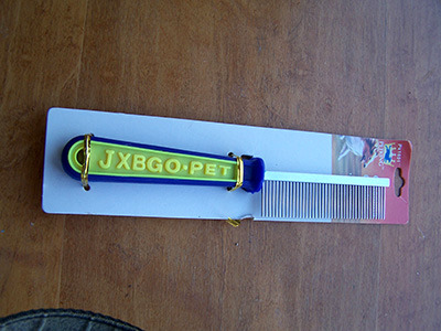 Comb Wood Handle Cat